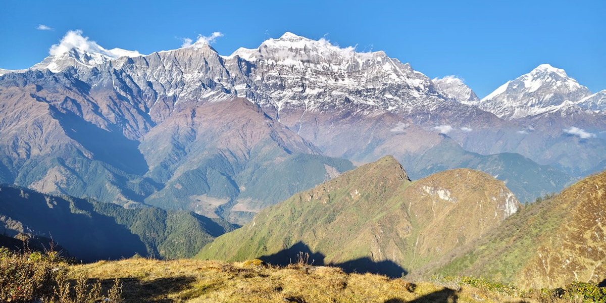 पर्यटक लोभ्याइरहने घान्द्रुक, गुरुङ समुदायको जीवन्त सङ्ग्रहालय